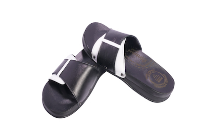 slippers with epin model black-white